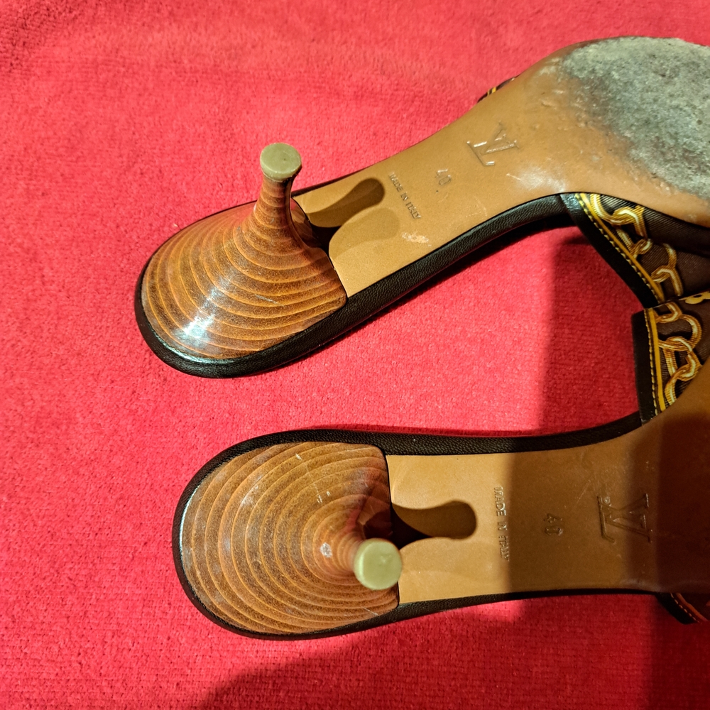 Louis Vuitton Black and Gold Sandals - Picture 6 of 6